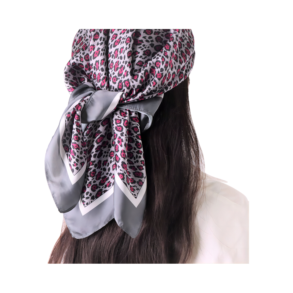 Sericum sicut chlamyde feminarum more pardus exemplum magnum quadratum satin headscarf tiaram